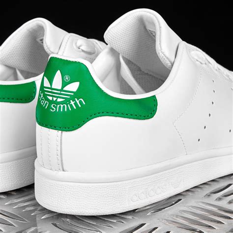 tenis adidas color verde